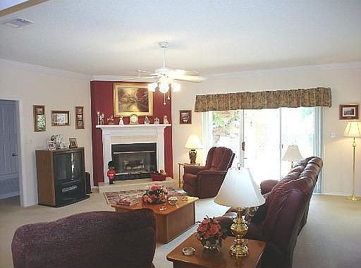 BEAUTIFUL COZY FP IN LIVING!