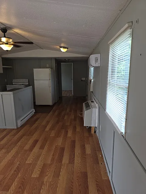 2 bed, 980 sqft, $950 — Photo 3