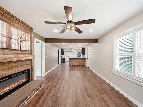 3rd image of 166 Berry Rd