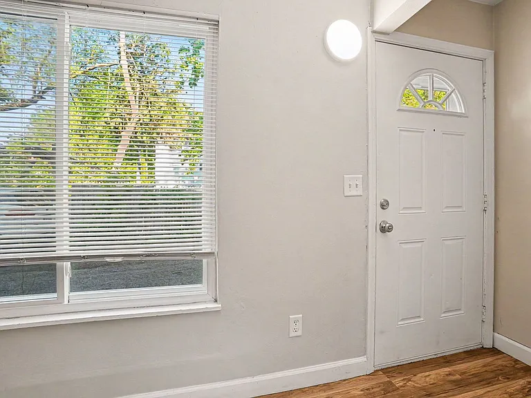 444 Garland St #3 — Photo 10
