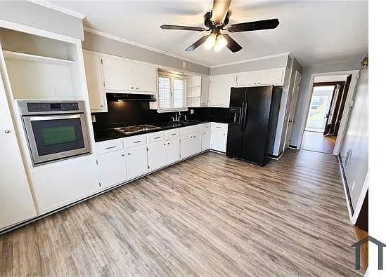 546 Magee Ave — Photo 3