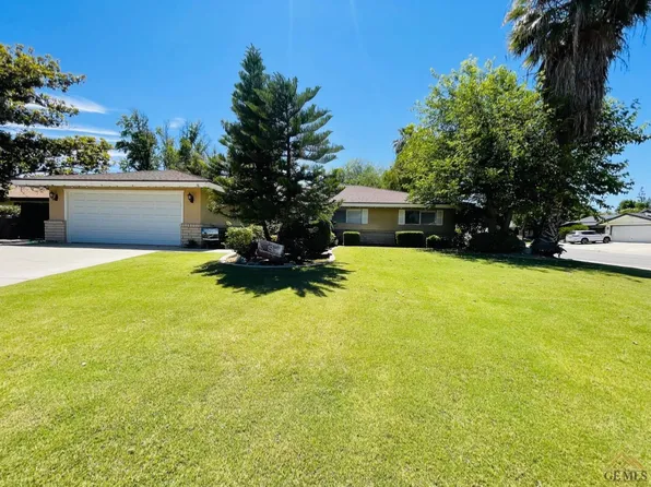 2301 Scarborough Ln, Bakersfield, CA 93309