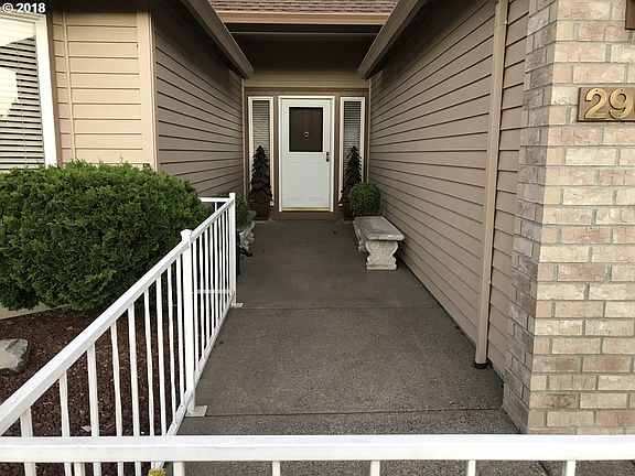 3rd image of 2905 SE 161st Ave