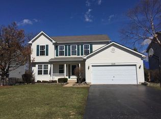 2415 Autumn Grove Cir, Aurora, IL 60504