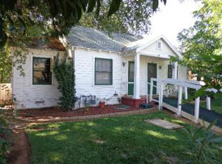 1437 Spruce St, Redding, CA 96001