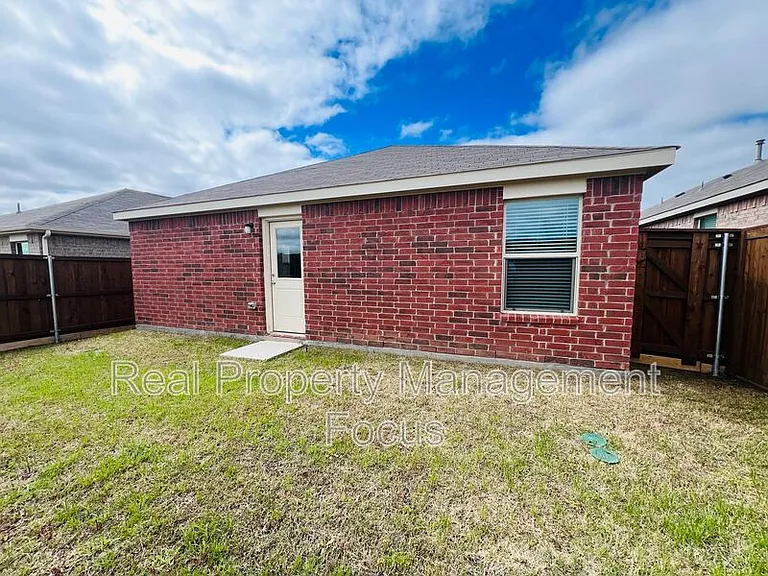 3401 Harper St — Photo 19