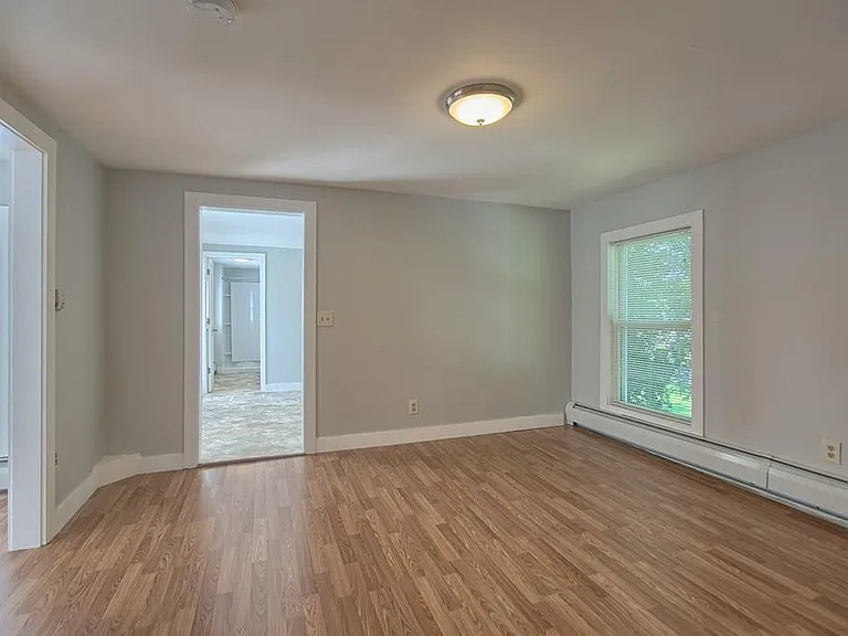 16 Railroad St #2 — Photo 16