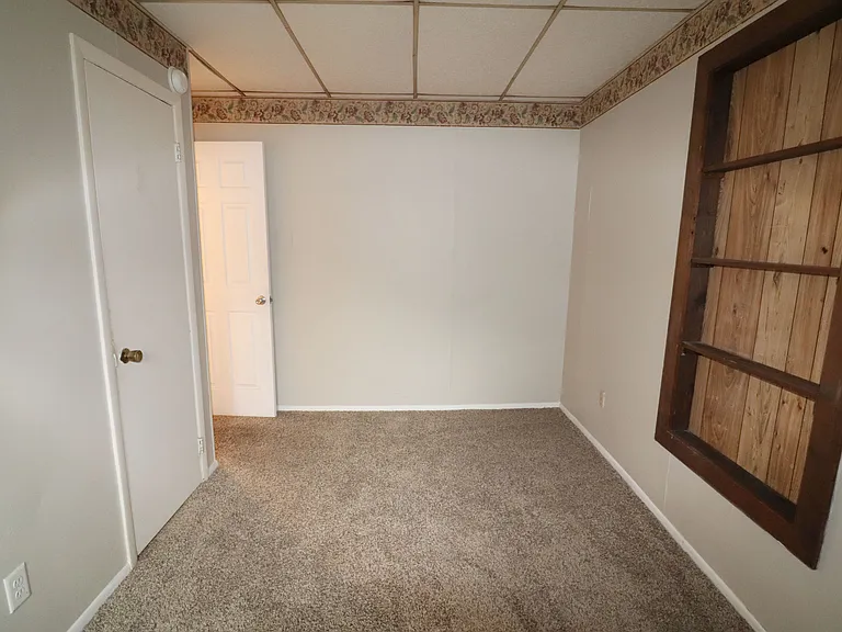 38 N Charles St — Photo 17