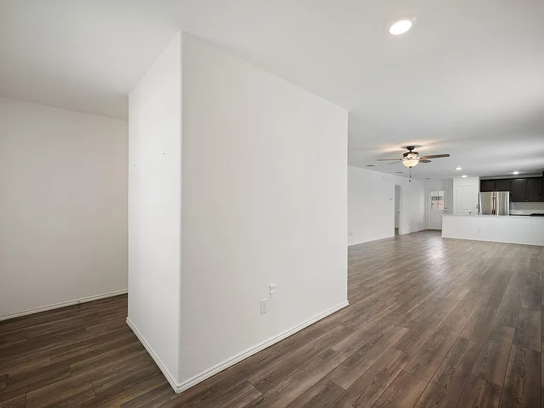 7509 Gray Wolf Ln — Photo 5