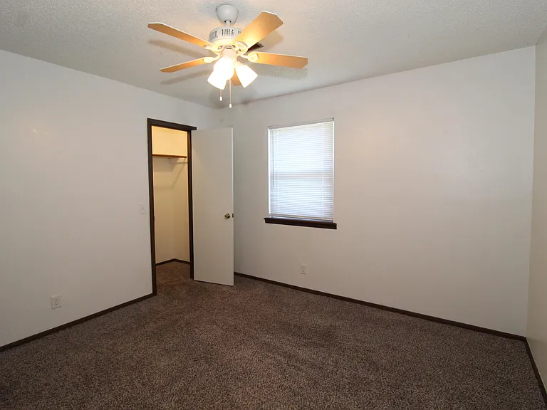 1908 Sycamore Pl #A — Photo 19