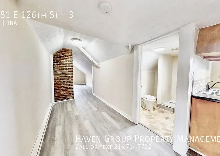 2681 E 126th St #3 — Photo 10