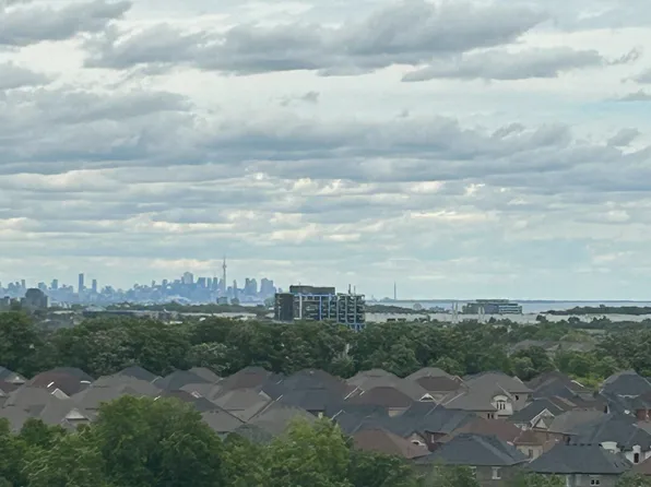 3220 William Coltson Ave, Oakville, ON