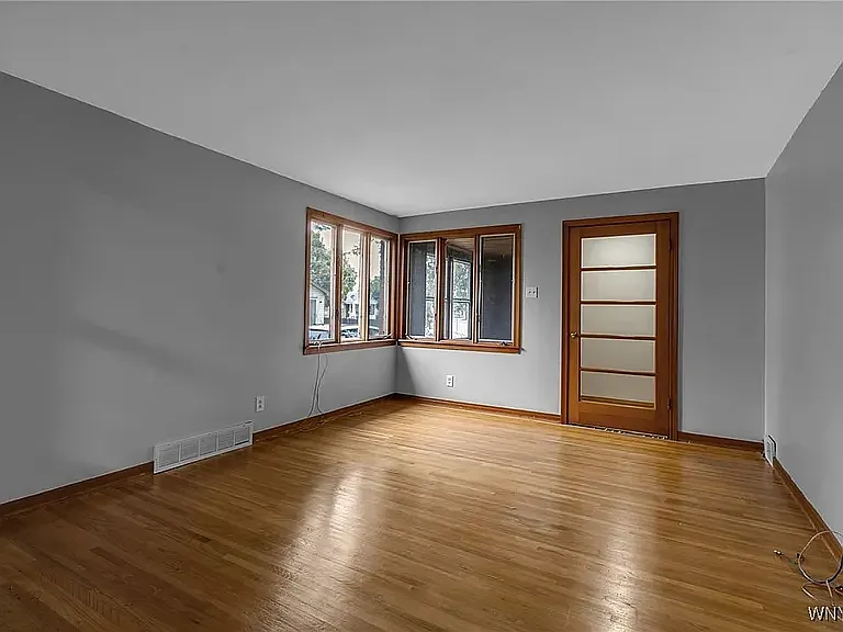 3432 Packard Rd — Photo 8