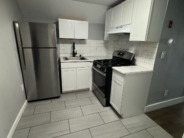 126 Brownell St #3