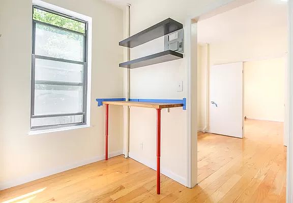 3rd image of 244 Roebling St APT 11
