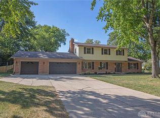 6401 Broken Arrow Pl, Dayton, OH 45459