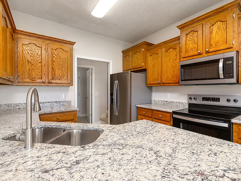 1755 Titanic Ct — Photo 14