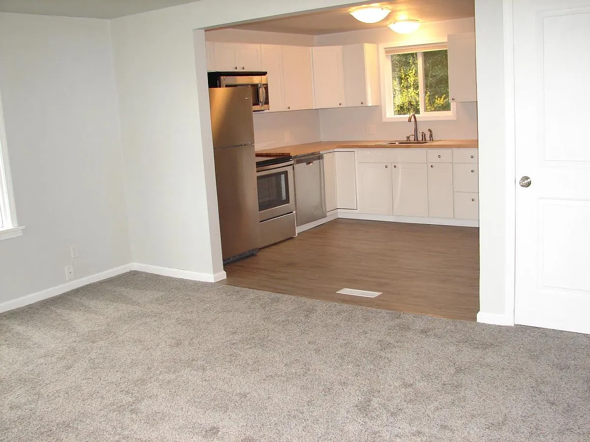 3 bed, 1512 sqft, $2,900 — Photo 4