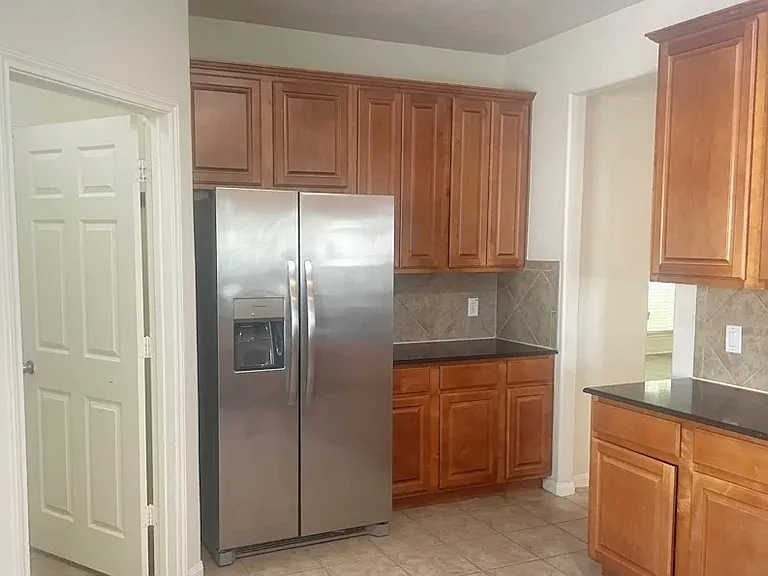 8902 Rolling Rapids Rd — Photo 5
