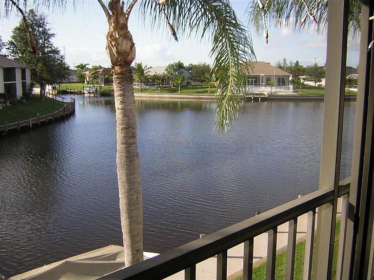 1st image of 4718 SW 12th Pl APT 208