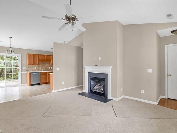 5th image of 977 Benjamins Way