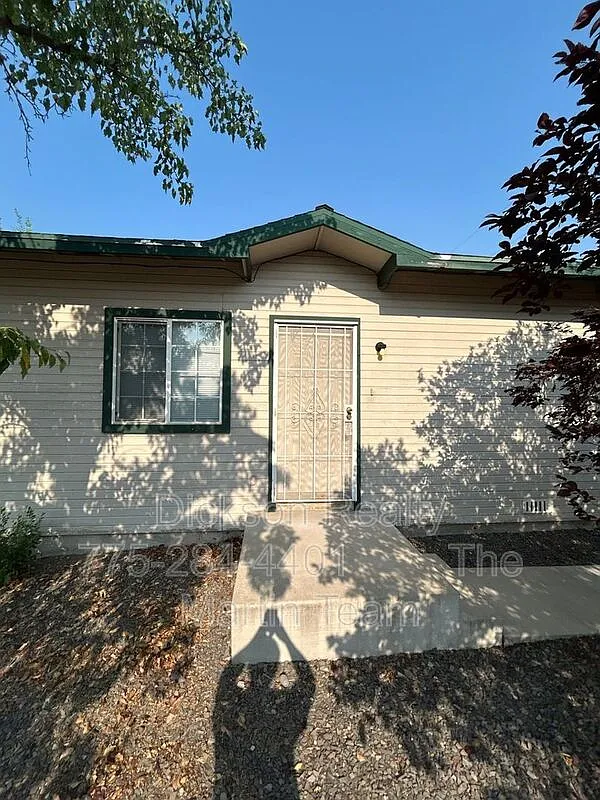 2 bed, 1.0 bath, 768 sqft, $1,550 — Photo 1