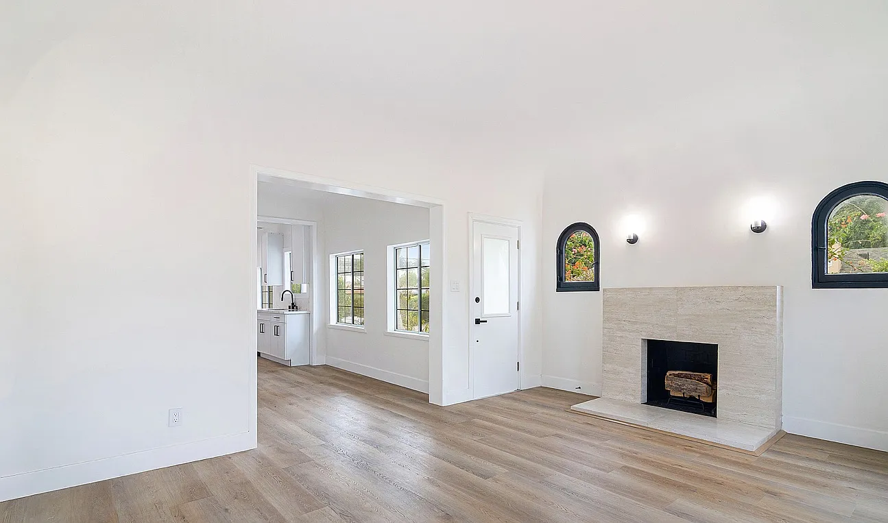 6686 Drexel Ave — Photo 3