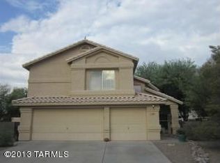 8892 N Shadow Rock Dr, Tucson, AZ 85743