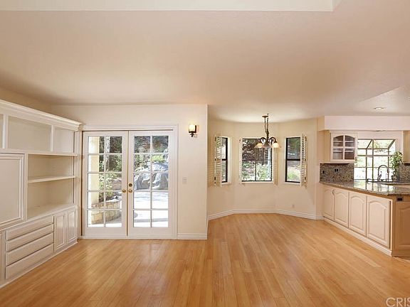 4th image of 4001 Santa Tomas Pl