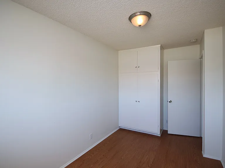 1005 S Marguerita Ave #E — Photo 11