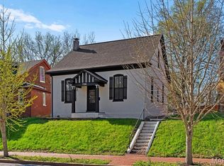 720 E Washington St, Belleville, IL 62220