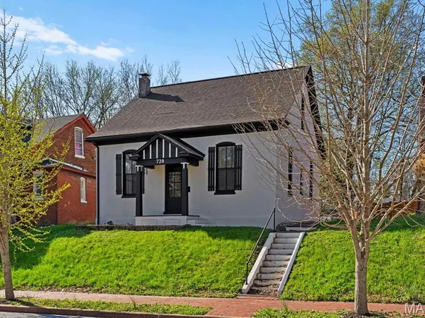 720 E Washington St, Belleville, IL 62220