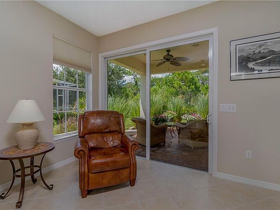 4th image of 29662 Niagara Ct
