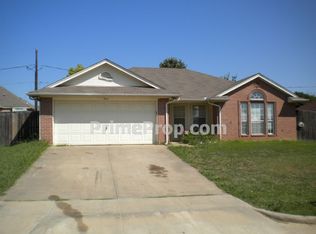 521 Arbor Ln, Burleson, TX 76028