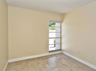 1250 2nd St #10451600, Sarasota, FL 34236