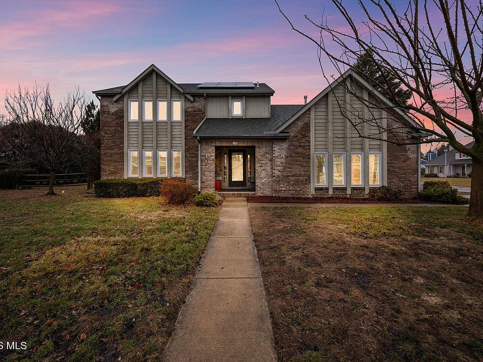 1st image of 1134 Laura Ln