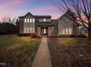 1134 Laura Ln, Oregon, OH 43616