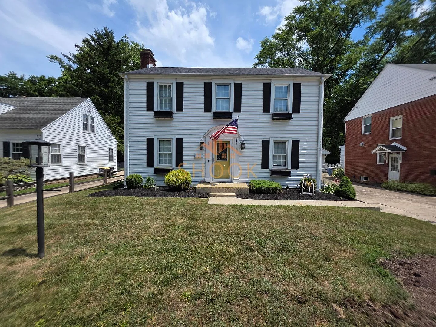 Available January 2027 - Beautiful And Unique 4 Br Home Across Campus — Photo 2
