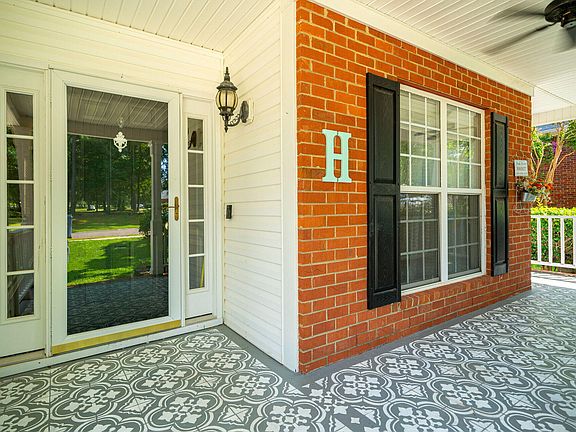 4th image of 4543 Glastonbury Drive
