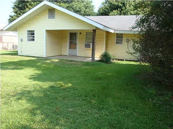 5th image of 808 Redwood St