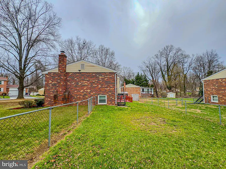 9206 Lorelei Ct — Photo 4