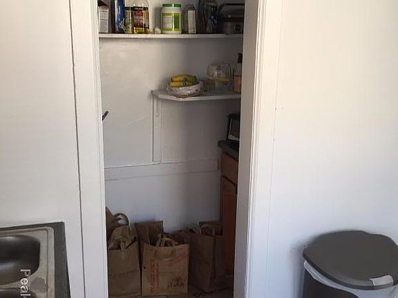 5th image of 3169 N Pine Grove Ave APT 55