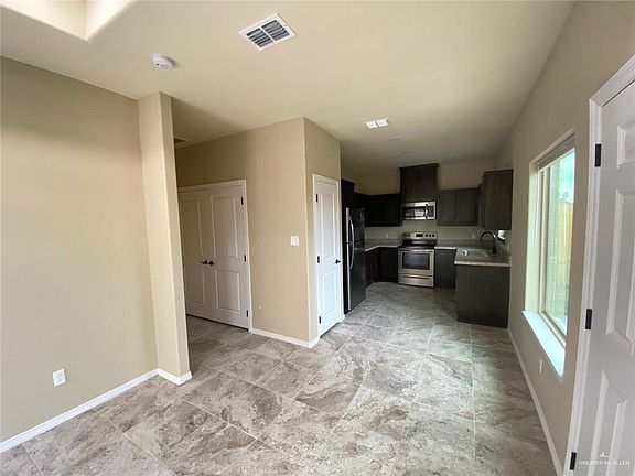 3rd image of 5709 Nightingale Ave APT 2