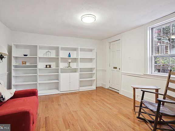 5th image of 1010 Prince St #2