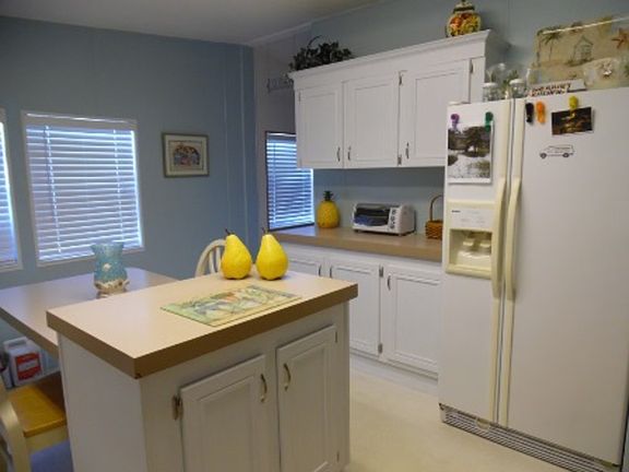 5th image of 95 Lake Pointe Dr