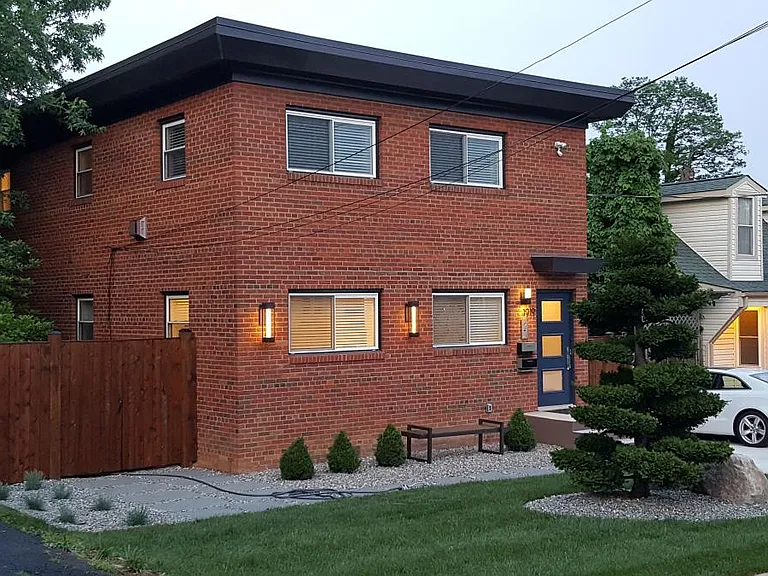 1919 N Dinwiddie St #2 — Photo 9