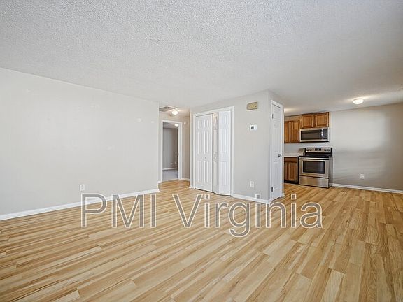 5th image of 4509 Guam St