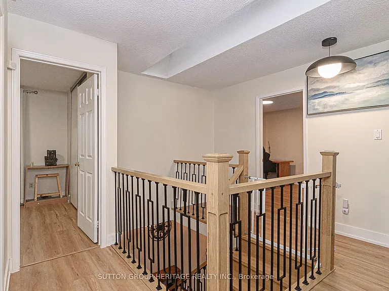 209 Bassett Blvd — Photo 26