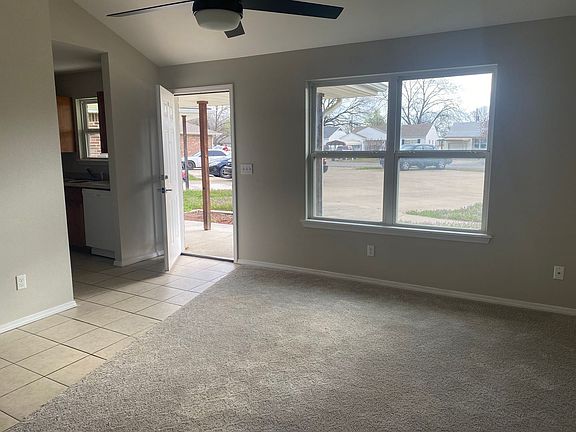 3rd image of 115 S Cherokee Ave #0