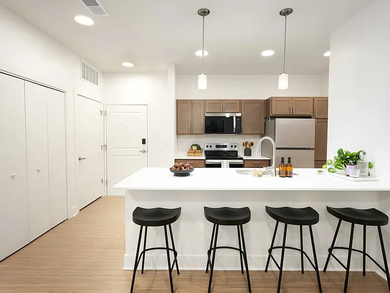 Blair Crossing Apartments — Photo 42